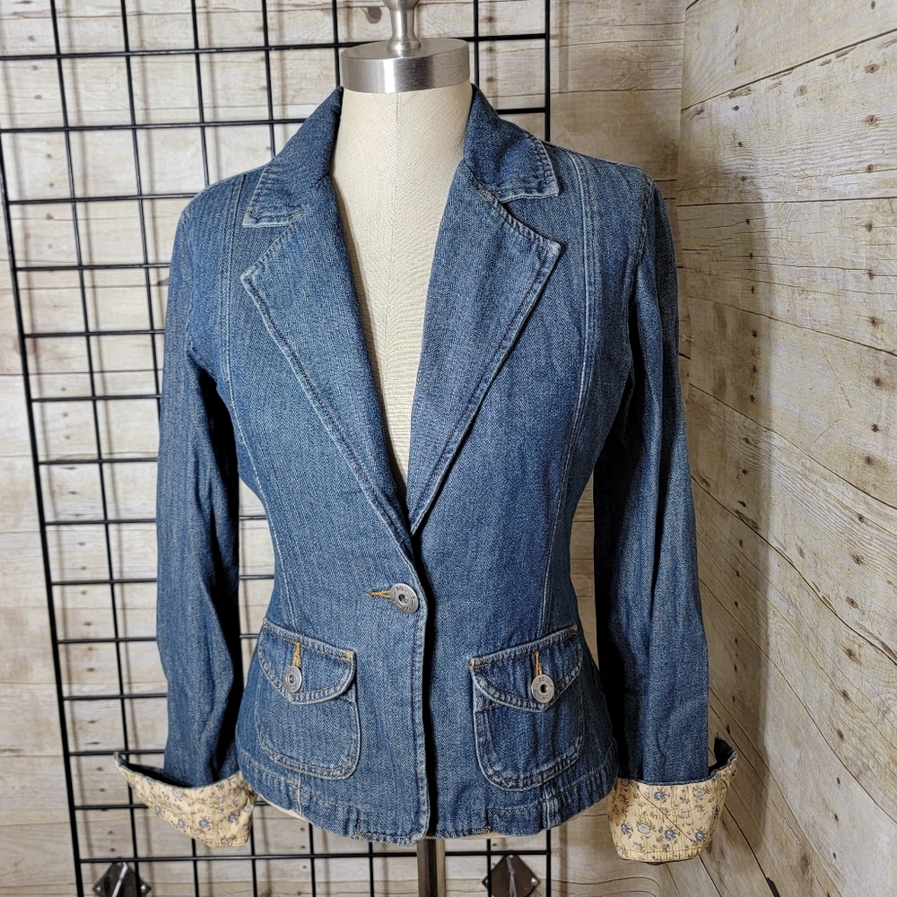 So real so right, denim Blazer